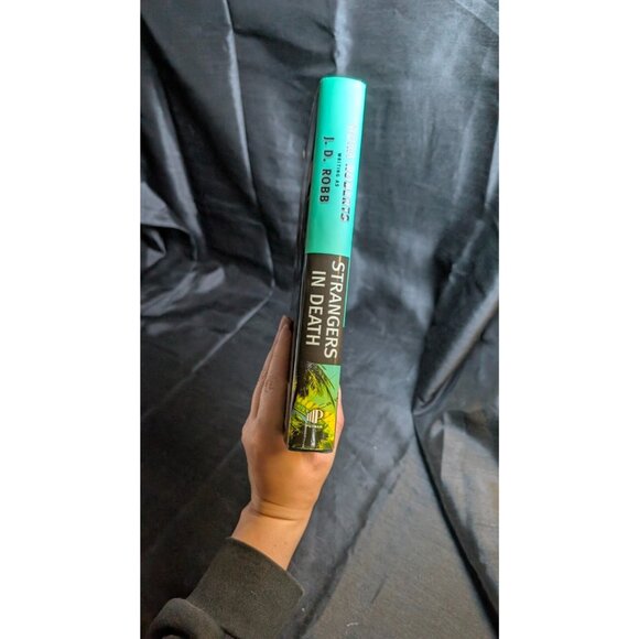 3 for $20 J.D. Robb (Nora Roberts) Strangers in Death - hardcover, used - Picture 7 of 8